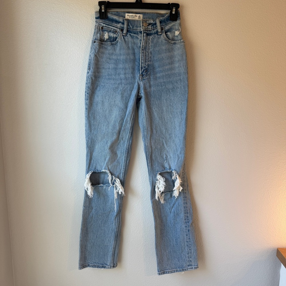 Abercrombie The 90's Straight Ultra High Rise jeans Size 23 / 000R